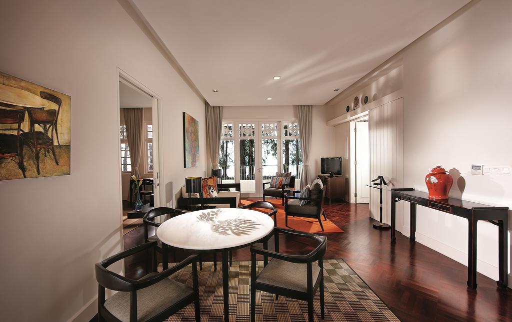 قرند ديلوكس سويت