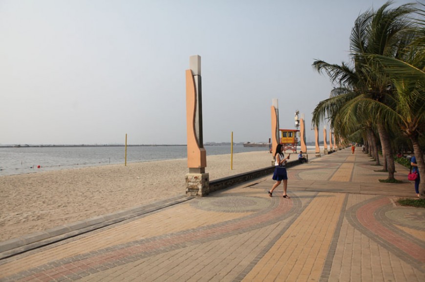 شاطئ انشول جاكرتا اندونيسيا شاطئ انشول جاكرتا اندونيسيا