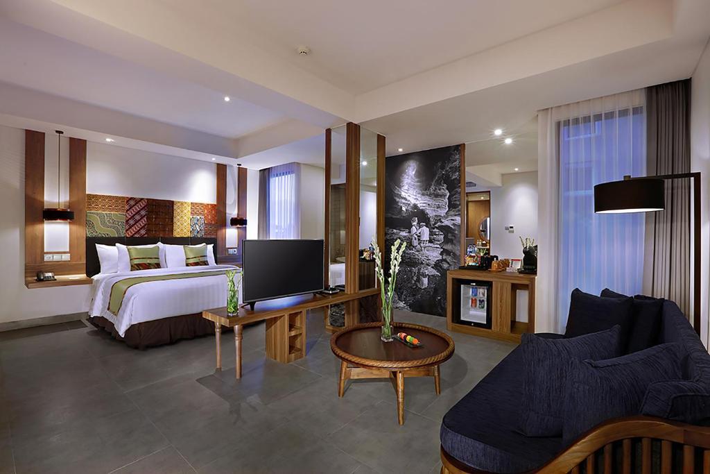 جناح جونيور