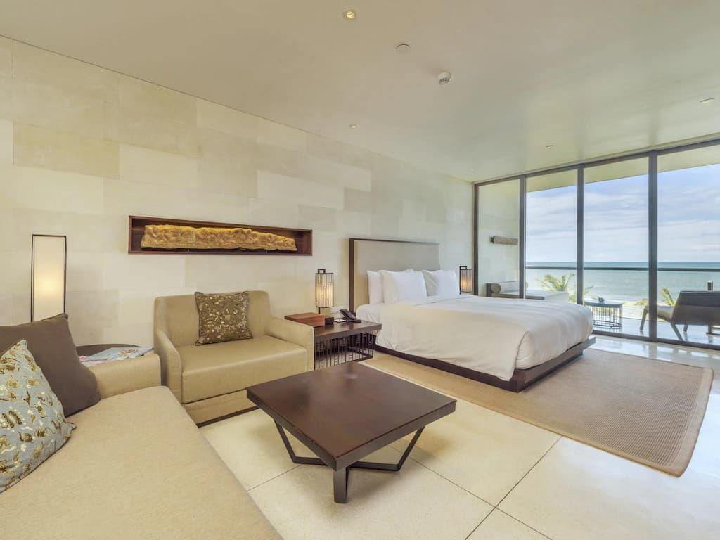 جناح مطل على المحيط