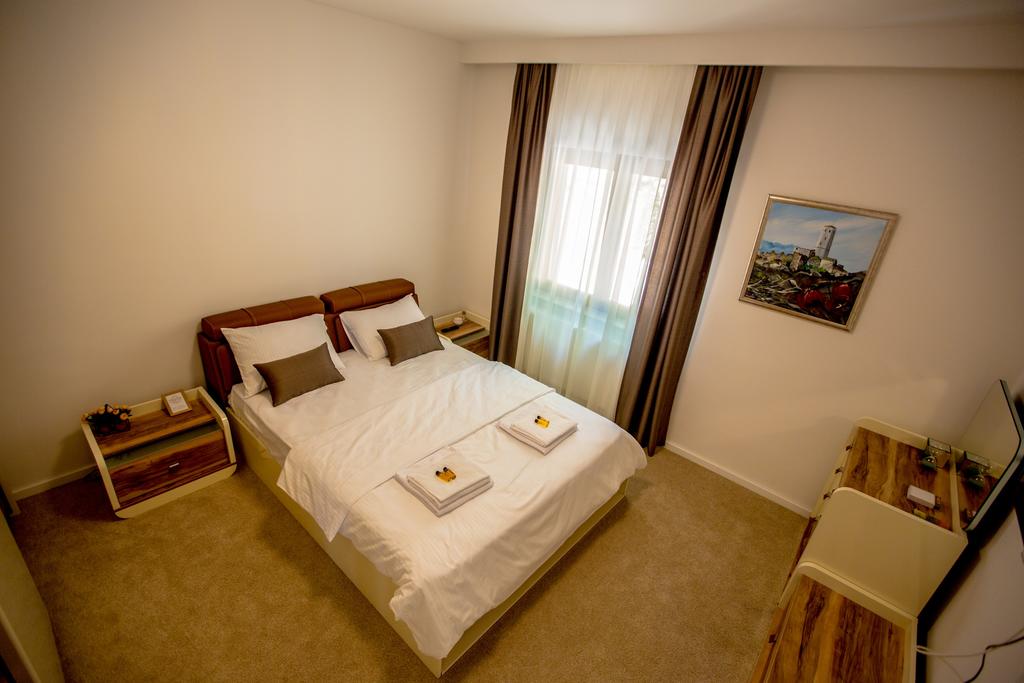 gallery_109784666-5e737d0bd8600.jpg