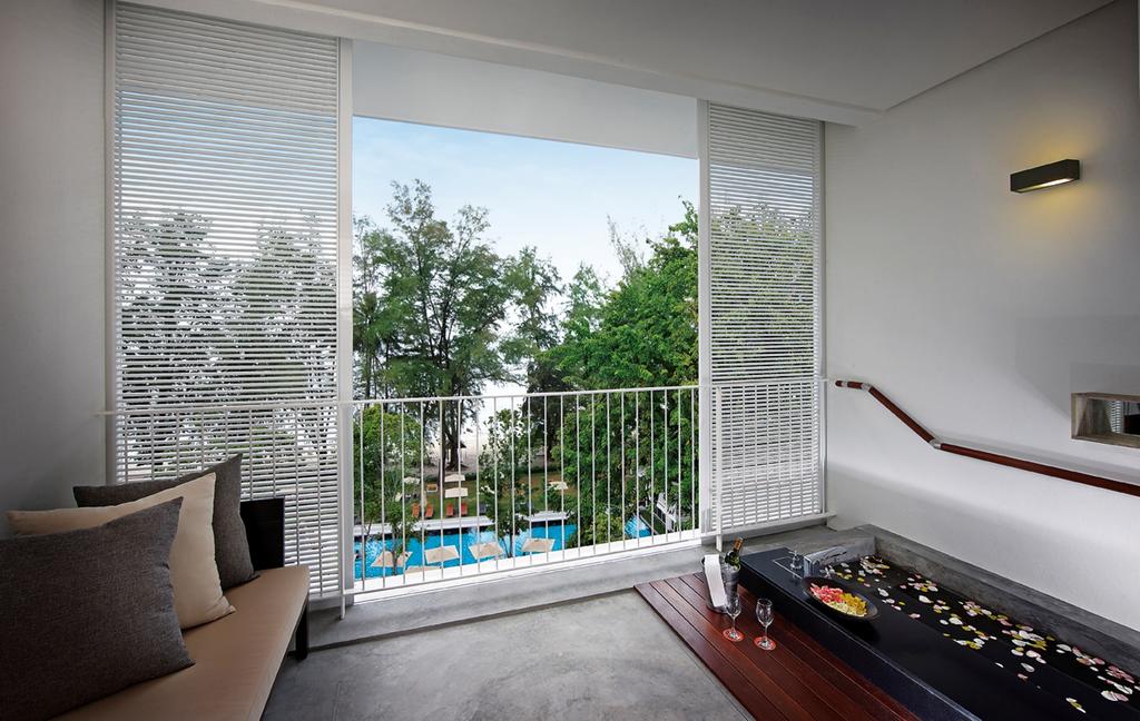 gallery_18496404-58ecb2bd2e439.jpg